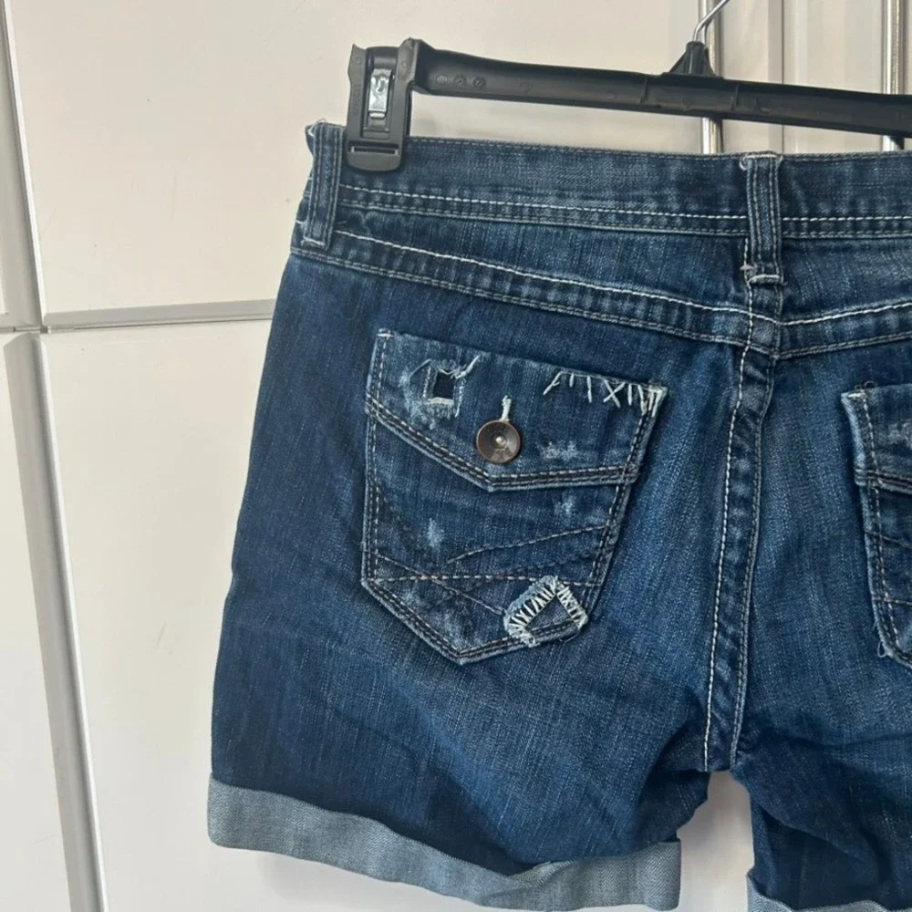 BKE Roan Distressed Denim Shorts Dark Wash Cuffed Patchwork Womens Size 29